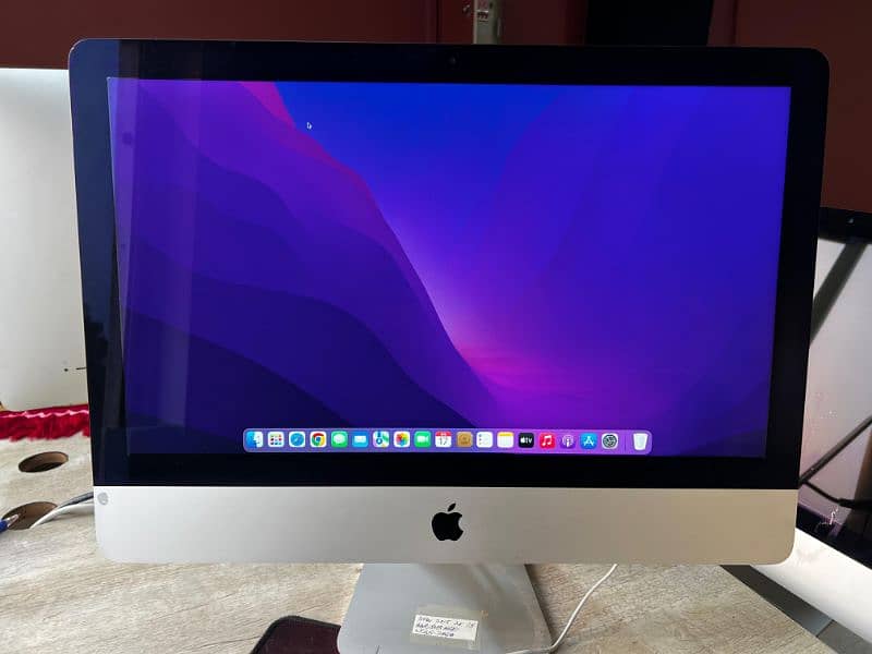 iMac 2015 21.5 inch Display 3