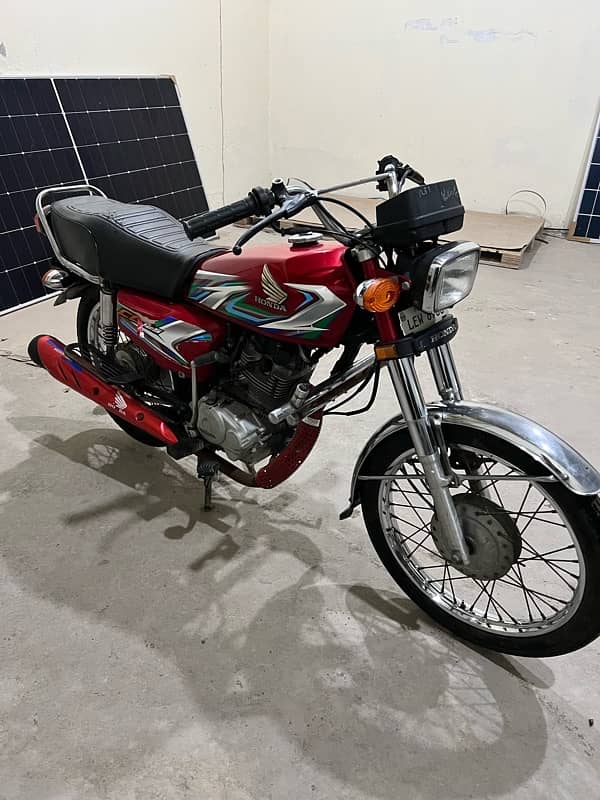 Honda BG 125 2