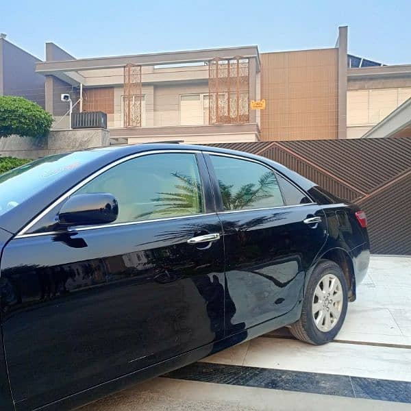 Toyota Camry 2007 Up-spec Luxurious Top of the line verient 4