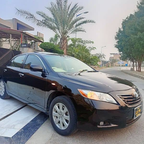 Toyota Camry 2007 Up-spec Luxurious Top of the line verient 5