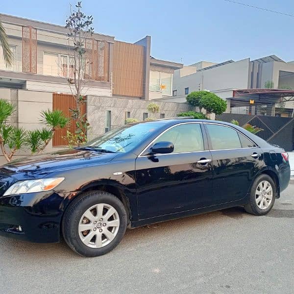 Toyota Camry 2007 Up-spec Luxurious Top of the line verient 17