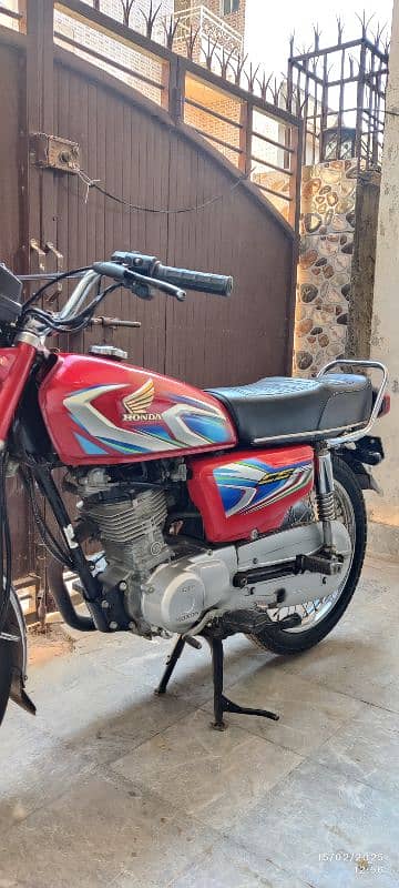 Honda CG125 2022 1