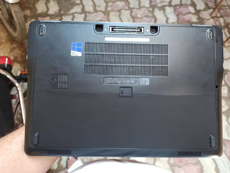 Dell Latitude E7250 8/256 SSD 5