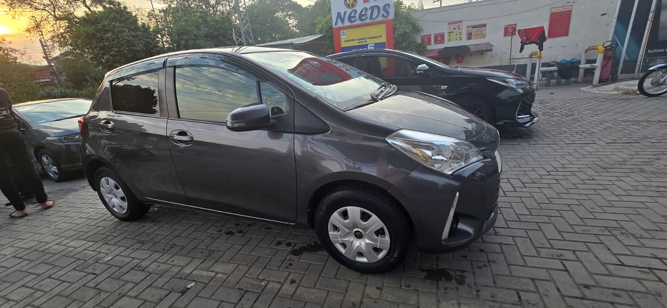 Toyota Vitz 2017 3