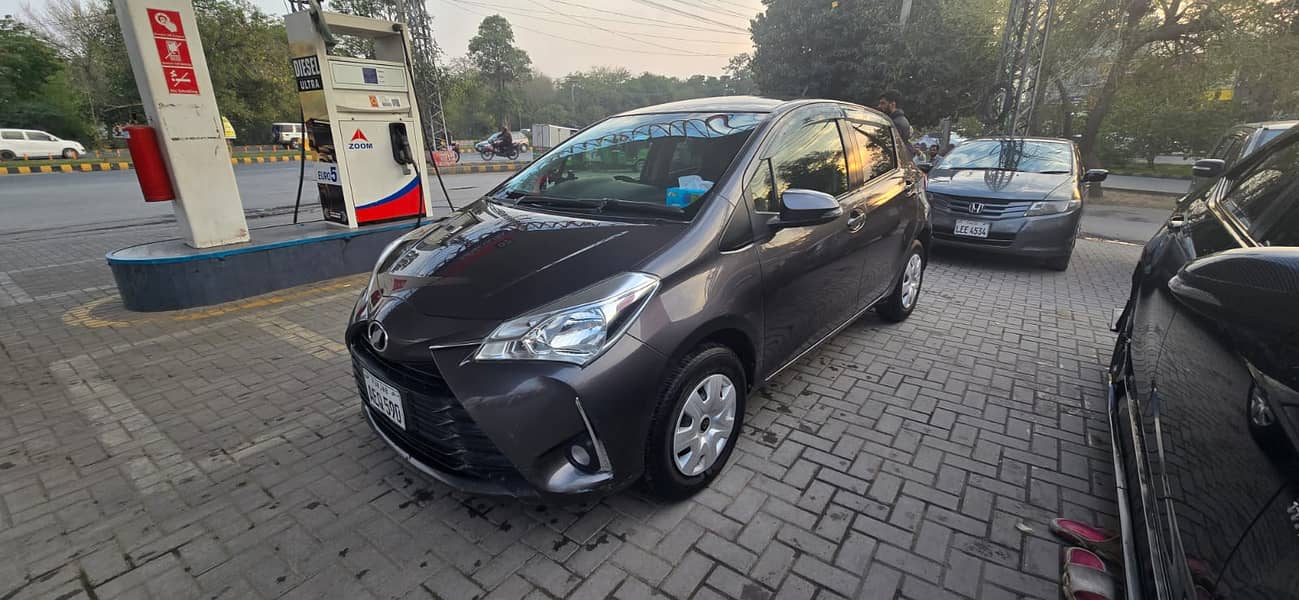 Toyota Vitz 2017 7