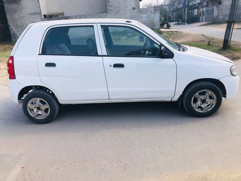 Suzuki Alto 2012 1