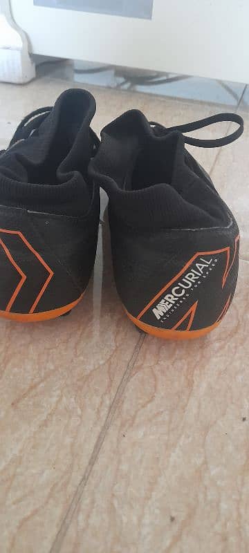 FOOTBOLL SHOES 7