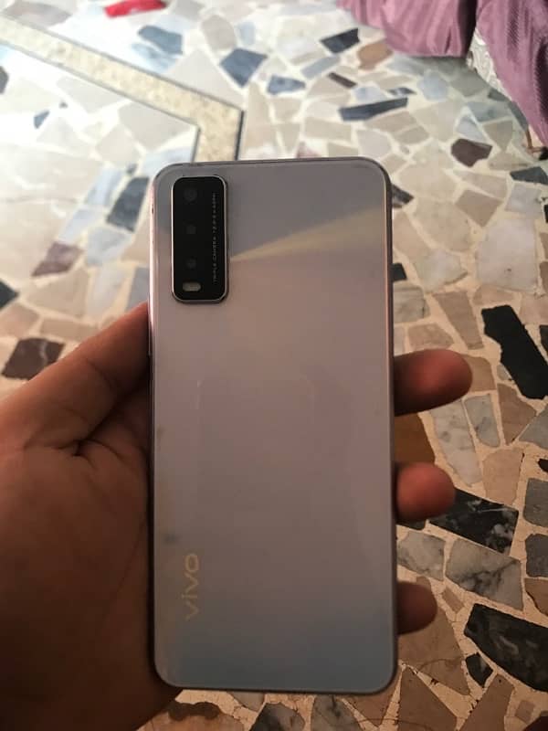 vivo y20 4/64 3