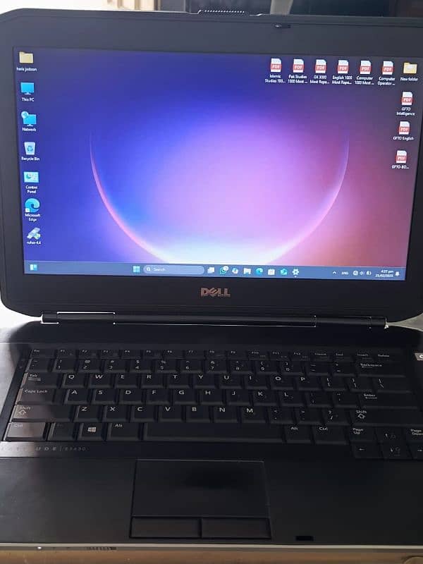 Powerful and Reliable Dell Laptop for Sale! 0