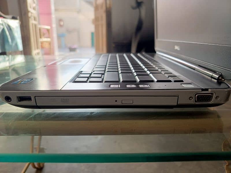 Powerful and Reliable Dell Laptop for Sale! 3