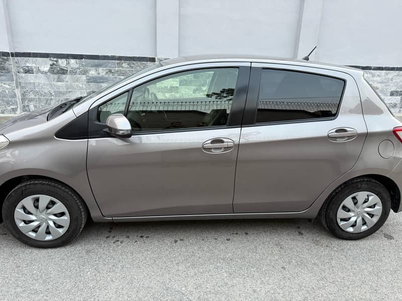 Toyota Vitz F 1.0 Package 2018 5