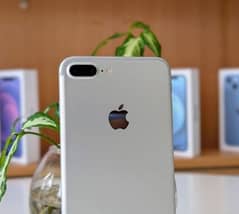 iPhone 7 plus 128 PT approve my WhatsApp number 03411594804