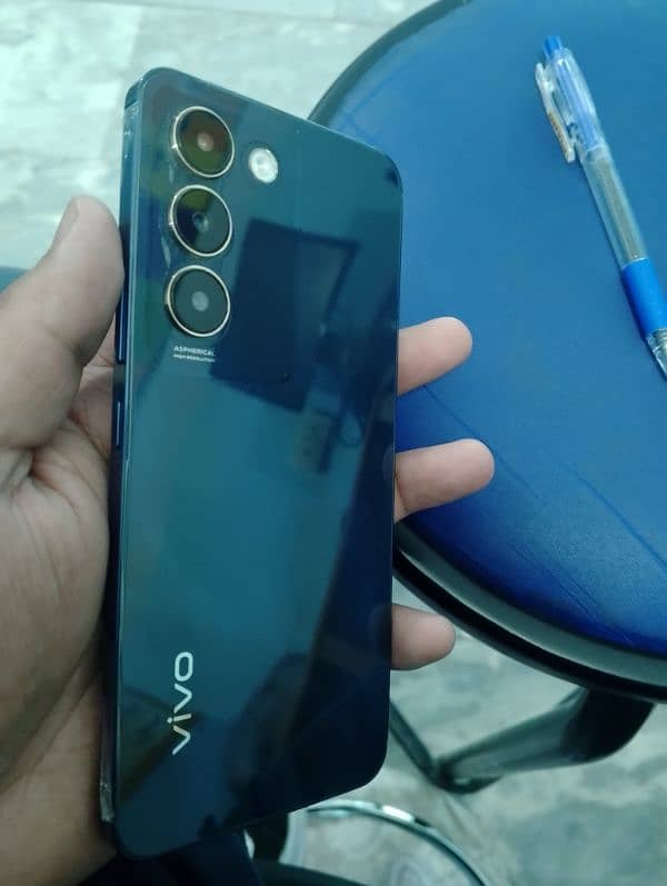 VIVO Y-100 10/10 CONDITION 7 MONTH WARRANTY AVAILABLE 8