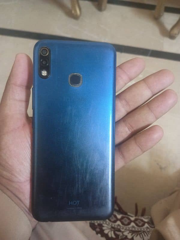 Infinix Hot 8 Lite 2/32 5