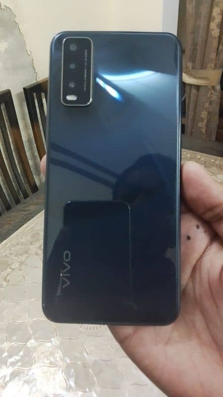 vivo y20s (8/256)gb side fingerprint home used lush condition 1