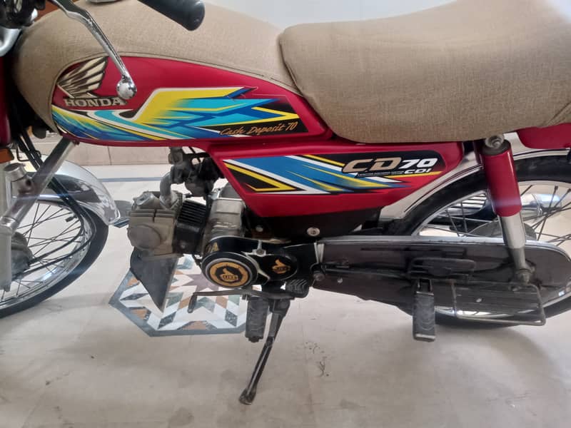 Honda CD 70 2021 4