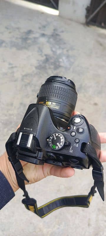 Nikon d5200 with 18 55mm kit lens 2