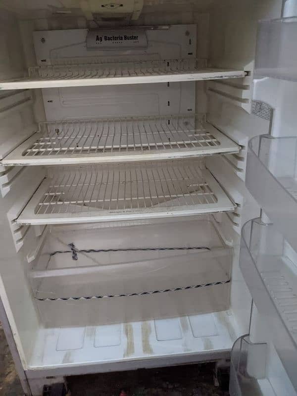 pel fridge very good condition 1