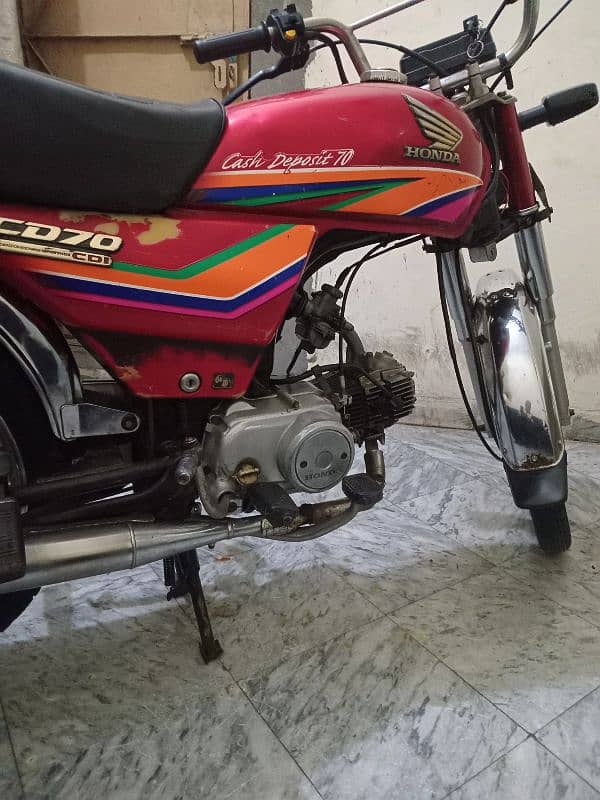 Honda cd 70 2011 in genuine condition 2