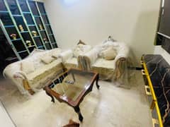 *description:sofa set /Luxury Sofa for urgent sale