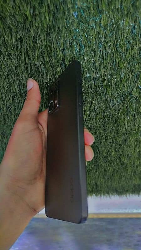 oppo f21 pro 5