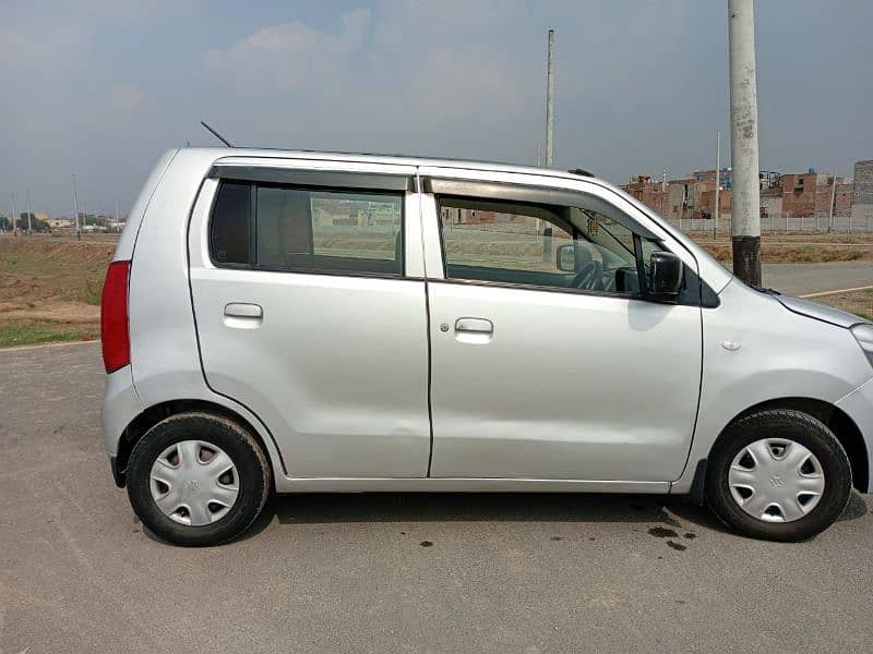 Suzuki Wagon R 2018 8