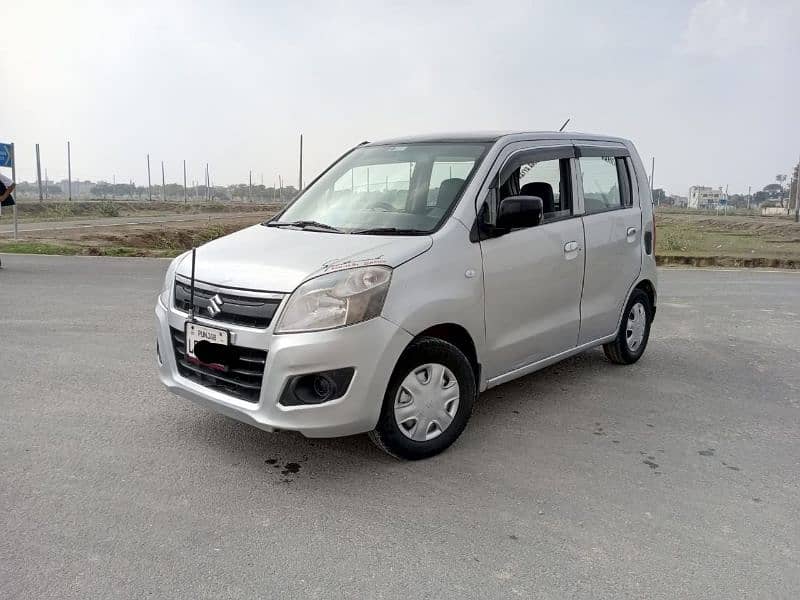 Suzuki Wagon R 2018 10