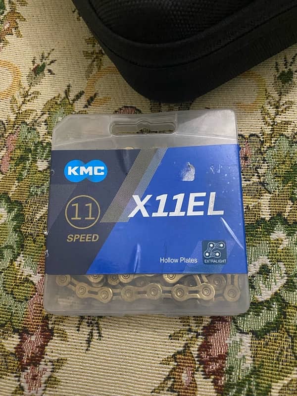 KMC CHAIN- X11EL 11 speed 2