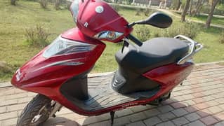 united Scooty 100 cc