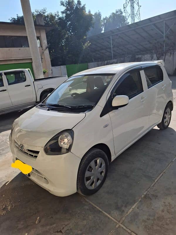 Daihatsu Mira 2012 0