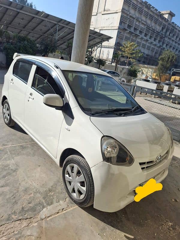 Daihatsu Mira 2012 2