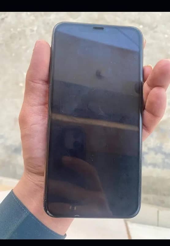 iphone 11 pro max waterpack 1