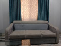 7 seater sofa set. condition 9/10