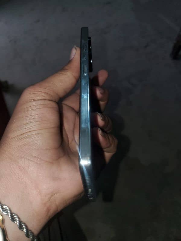 tecno camon 20   8/256       urgent sale 6