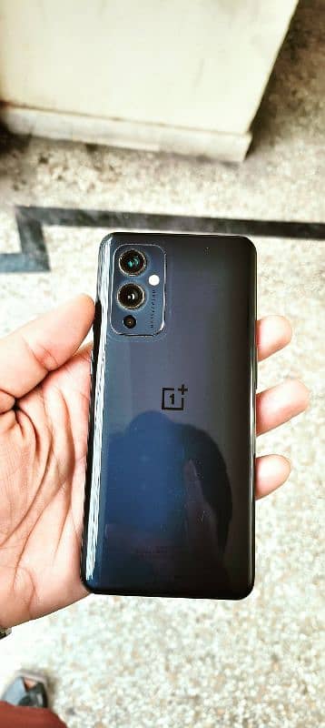 OnePlus 9 8+8/128 black 1