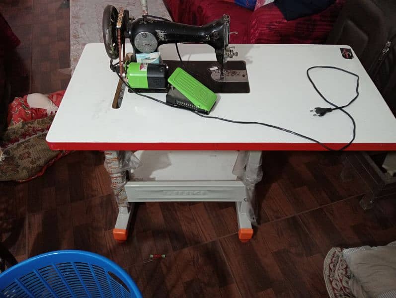 table and motor for sale 3