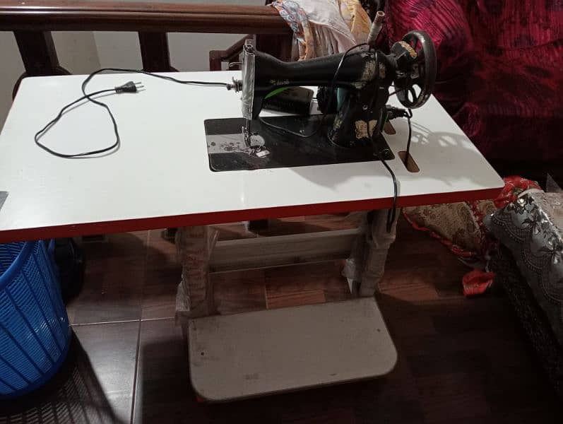 table and motor for sale 5