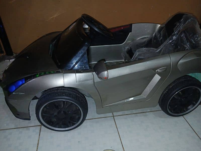 Kid's Lambo Silver Car 3