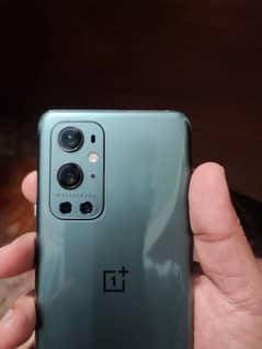 Selling Oneplus 9 pro in Excellent Condition