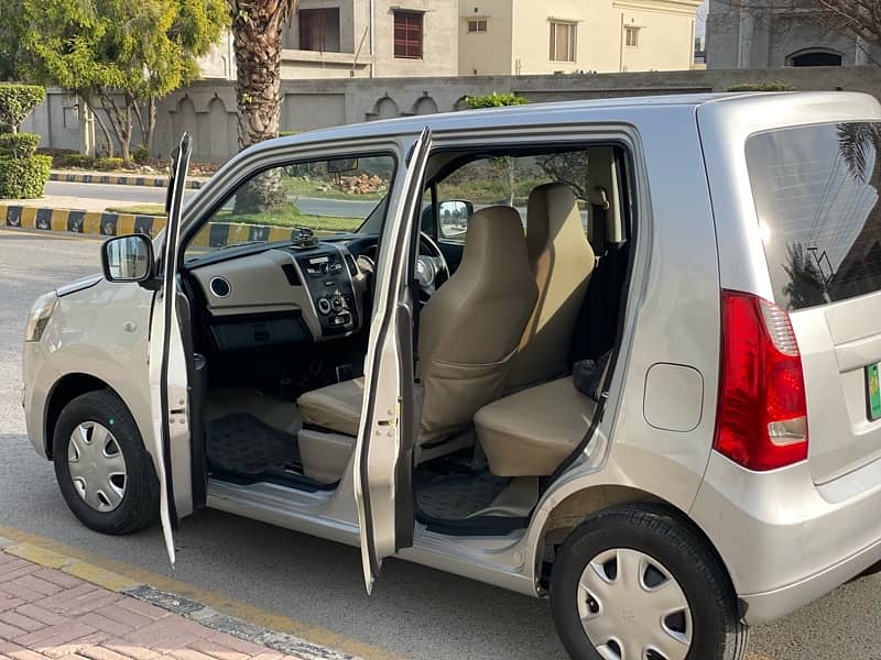 Suzuki Wagon R 2016 4