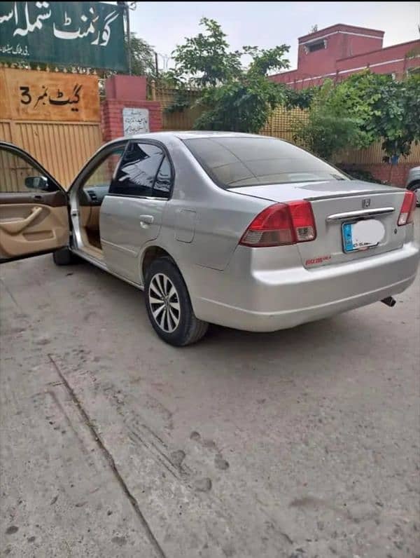 Honda Civic Oriel 2005 4