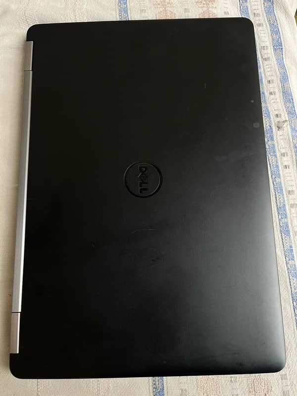 New Laptop dell core i5 6th generation only 2 weeks used 3