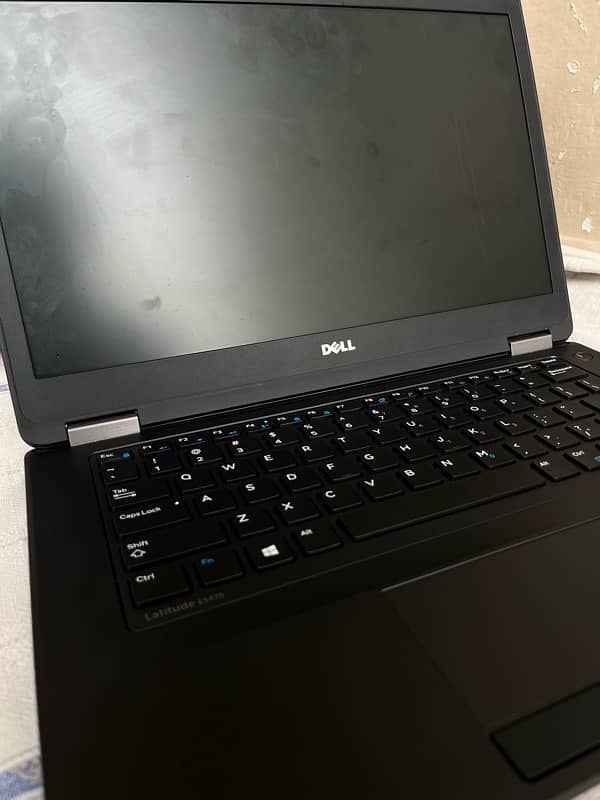 New Laptop dell core i5 6th generation only 2 weeks used 4