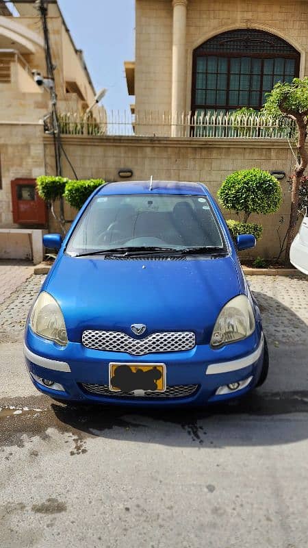 Toyota Vitz 2003 8