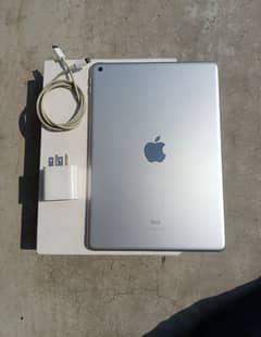 Apple Ipad 9th Generation With Genuine Box Charger Condition 10/10 . . .