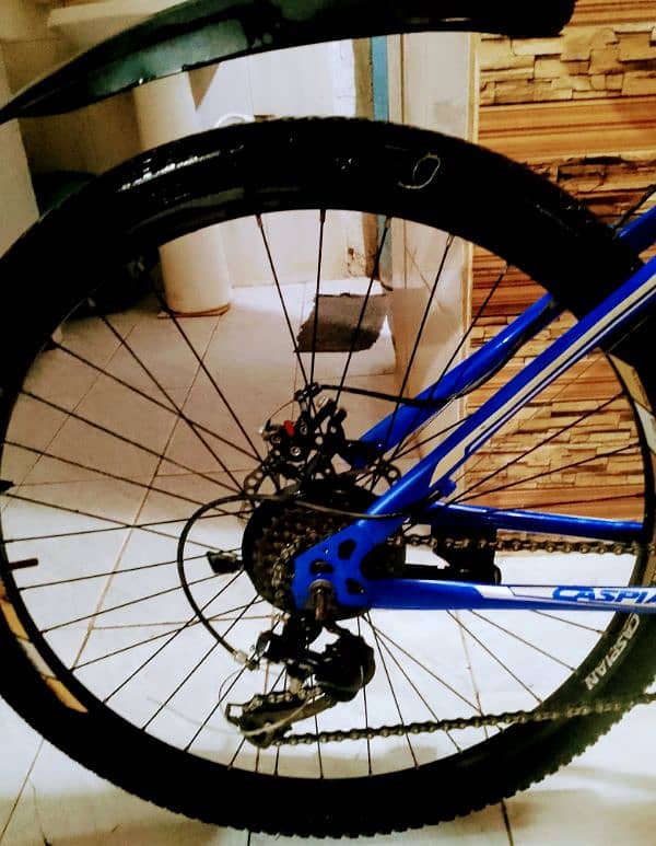 bicycle impoted full size 26 inch brand new 5 month used 2