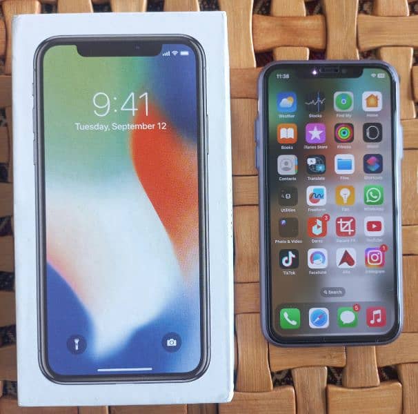 Iphone X 256 GB PTA APPROVED (WITH BOX) 0