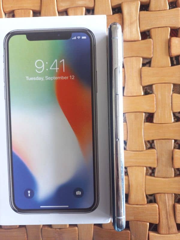 Iphone X 256 GB PTA APPROVED (WITH BOX) 2