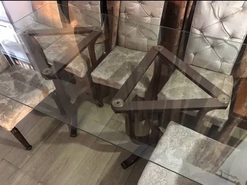 6 seater Glass dining Table 1