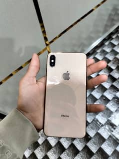 Iphone Xs Max 64 GB      Non PTA     79 battery health